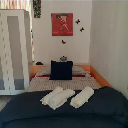 Apartamento Tipo Loth Alameda Севиля Екстериор снимка